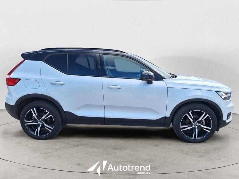 Volvo XC40 D3 150 CV Automatica NAVI TETTO LED R-design
