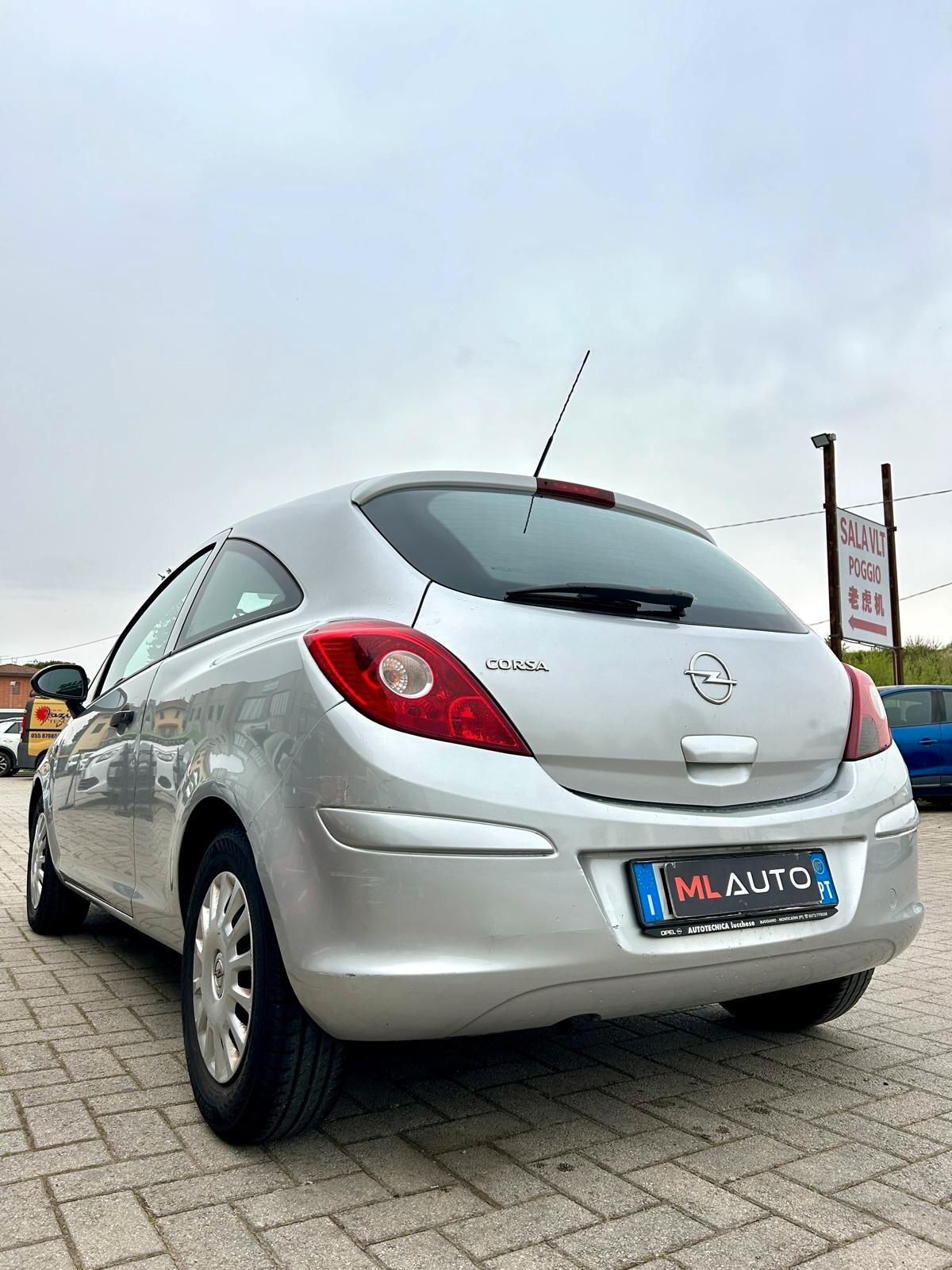 Opel Corsa 1.0 12V 3 porte Club - ok neopatentato