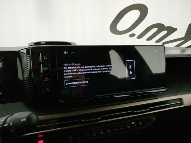 LANCIA Ypsilon Hybrid e-DCT