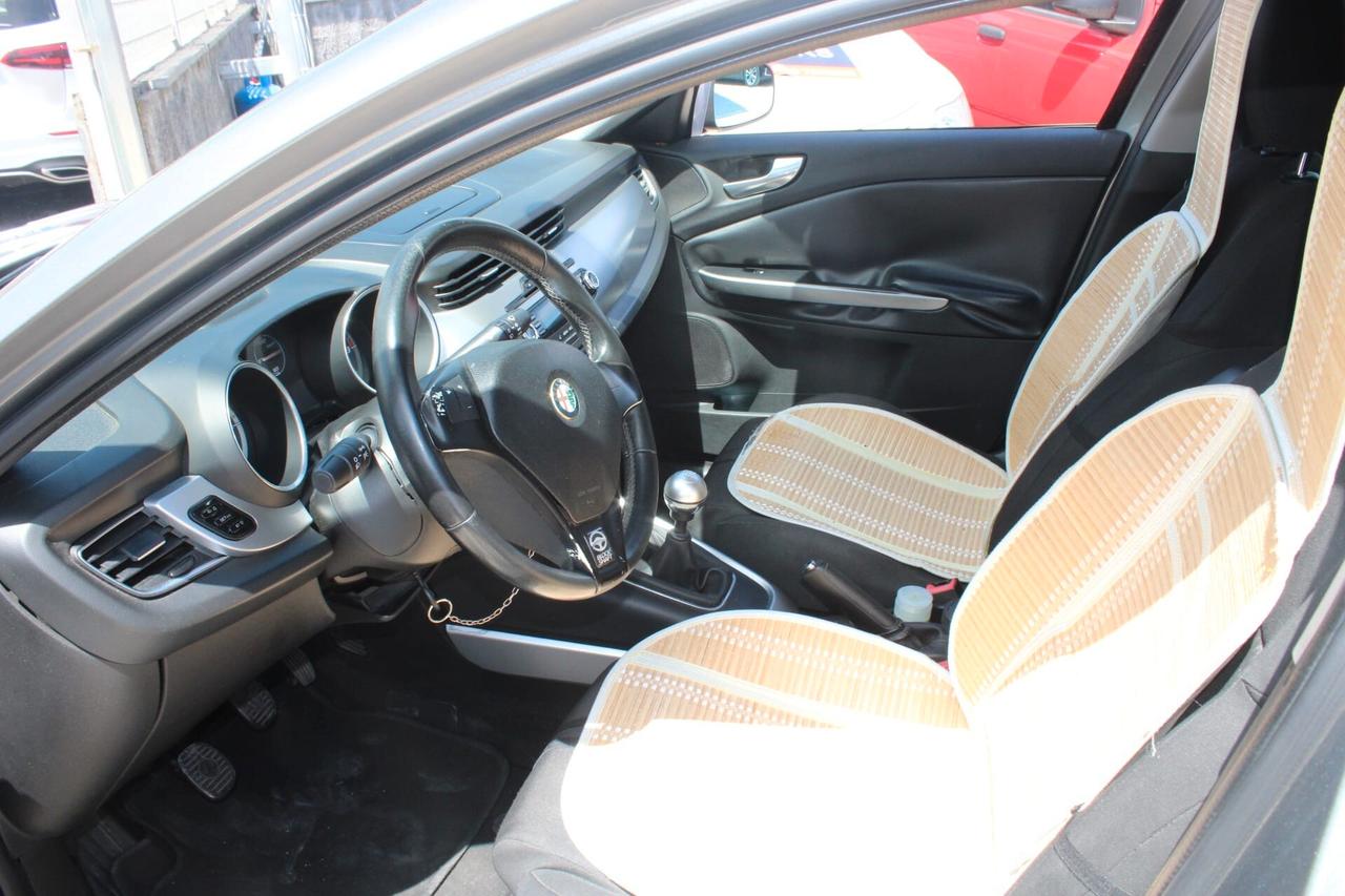Alfa Romeo Giulietta Tua A SOLI 98€