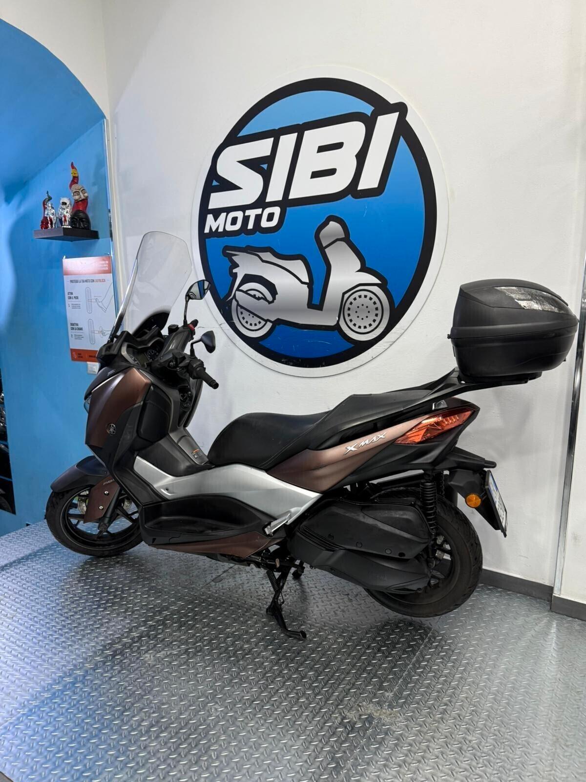 Yamaha X-MAX 300