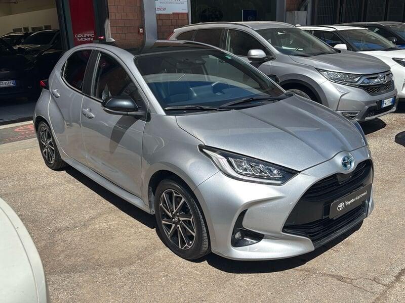Toyota Yaris Hybrid Lounge MY22