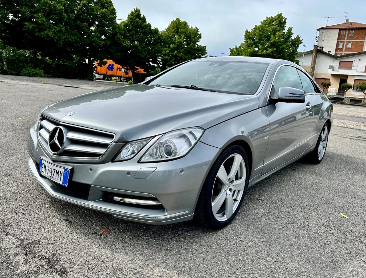 Mercedes-benz E 220 E 220 CDI BlueEFFICIENCY Executive