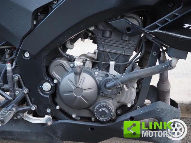 APRILIA Tuono 125 *16 anni*