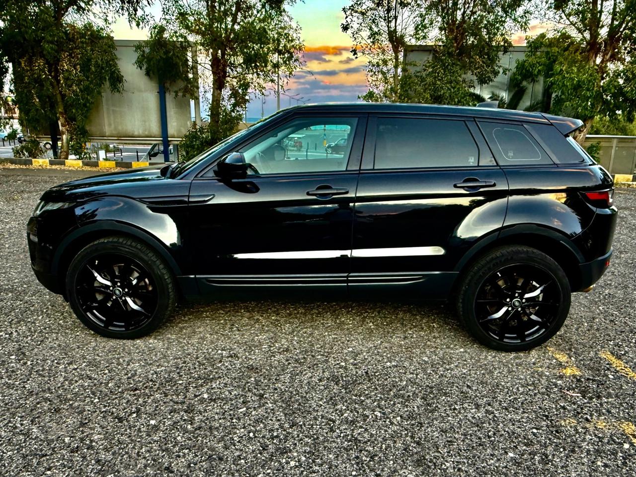 LAND ROVER RANGE EVOQUE 2.0 TD4 150 CV 5p. HSE DYNAMIC