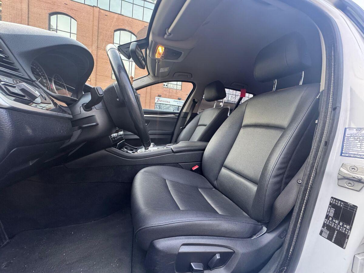 BMW Serie 5 520d Business 190cv auto