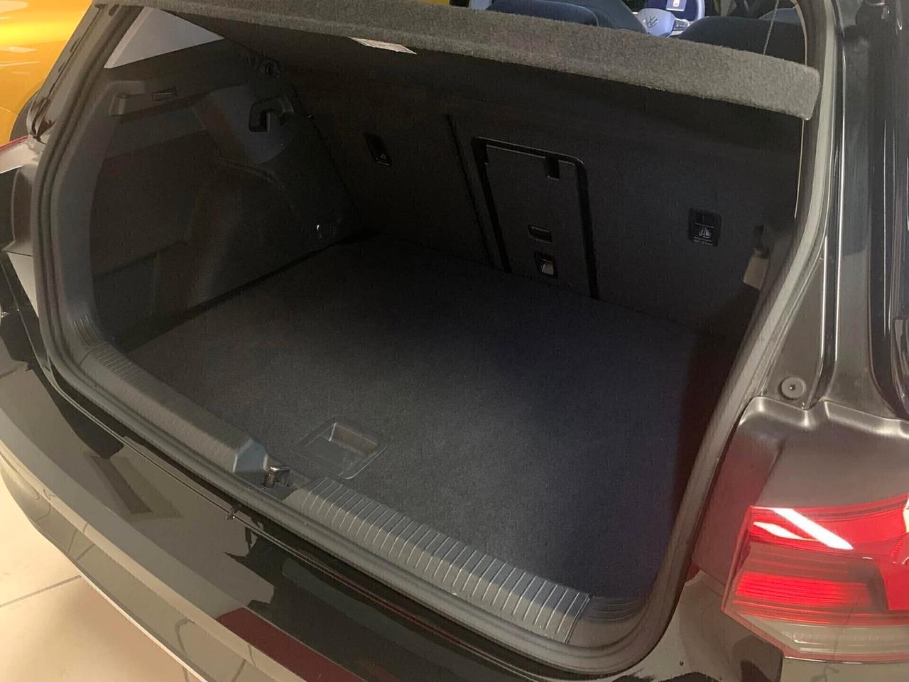 Volkswagen Golf 2.0 TDI SCR Style