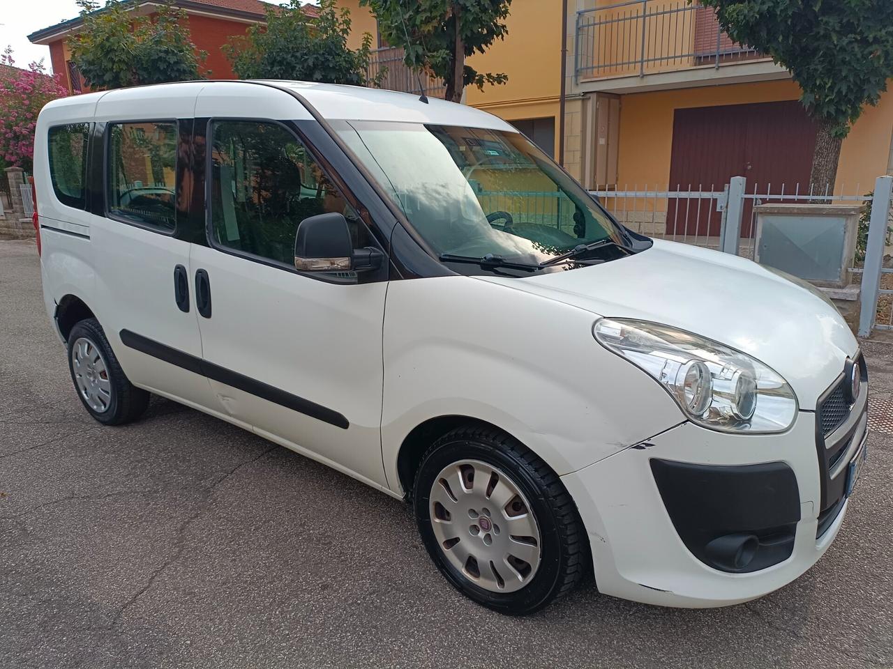 Fiat Doblò 2.0 MJT 16V Emotion