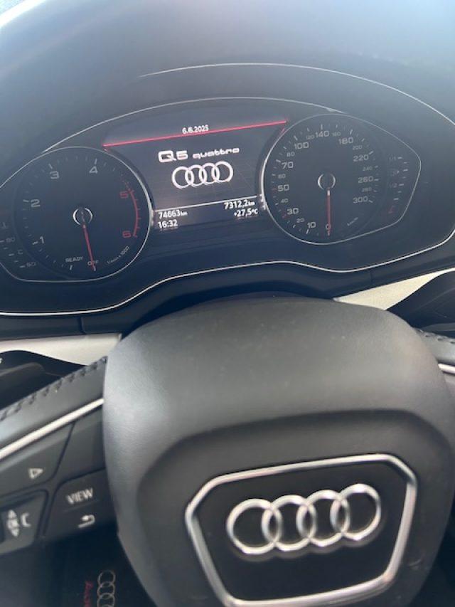 AUDI Q5 35 TDI S tronic Business