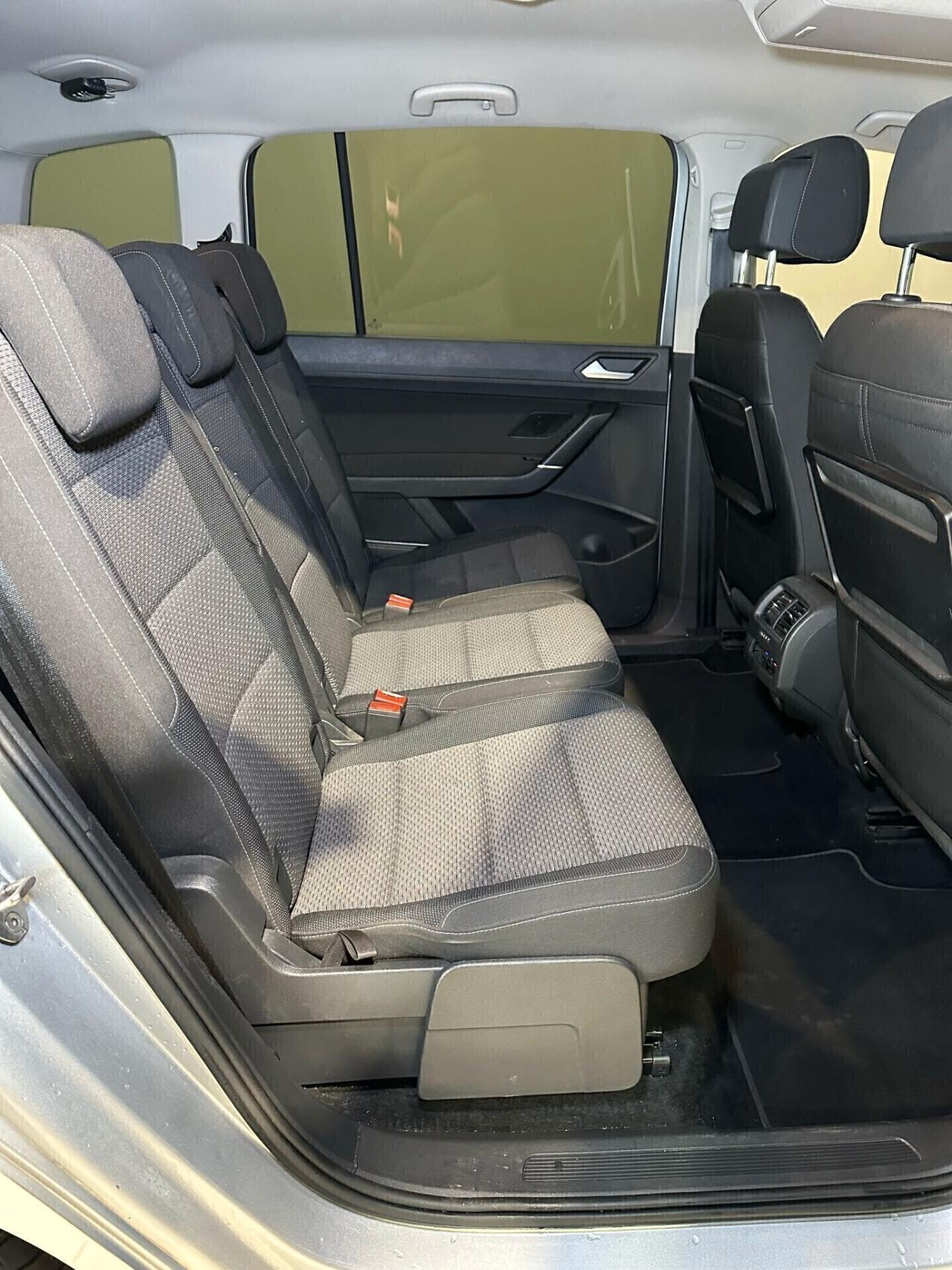 Volkswagen Touran Volkswagen Touran 1.6 tdi HIGHLINE 116cv dsg
