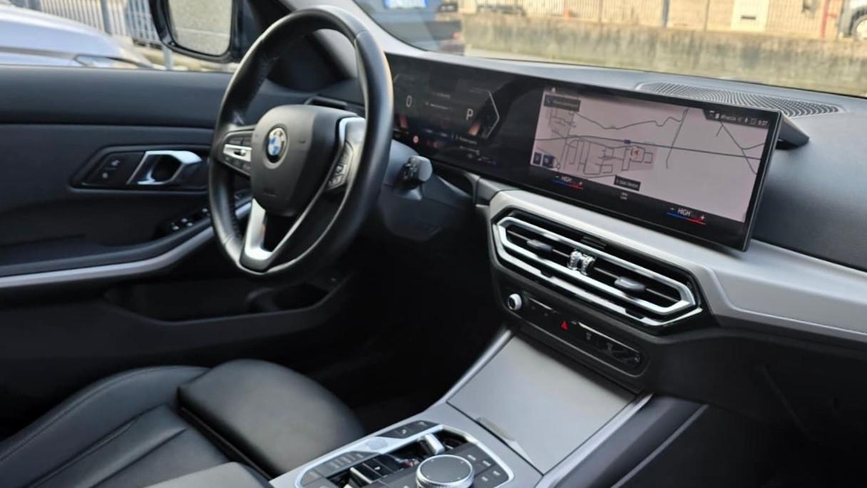 BMW 316D TOURING 2.0 ADVANTAGE 122CV - FULL LED, PELLE, NEOPATENTATI