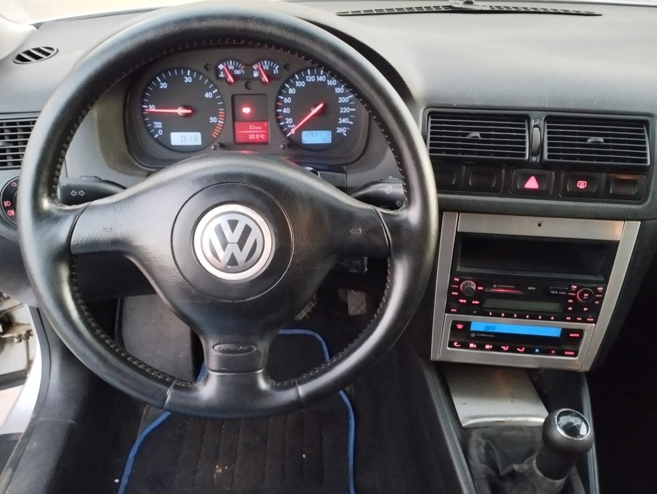 Volkswagen Golf 1.9 TDI/101 CV Comfortline