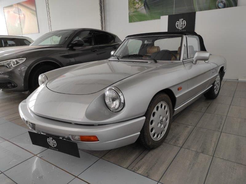 Alfa Romeo Spider 2.0i