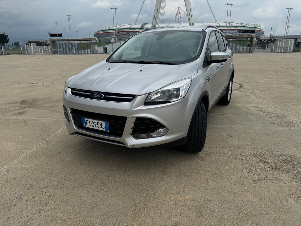 Ford Kuga 2.0 TDCI 150 CV S&S 4WD Powershift Titanium