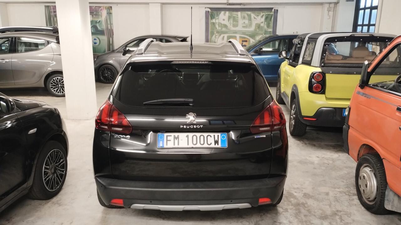 Peugeot 2008 PureTech Turbo 110 S&S Black Matt