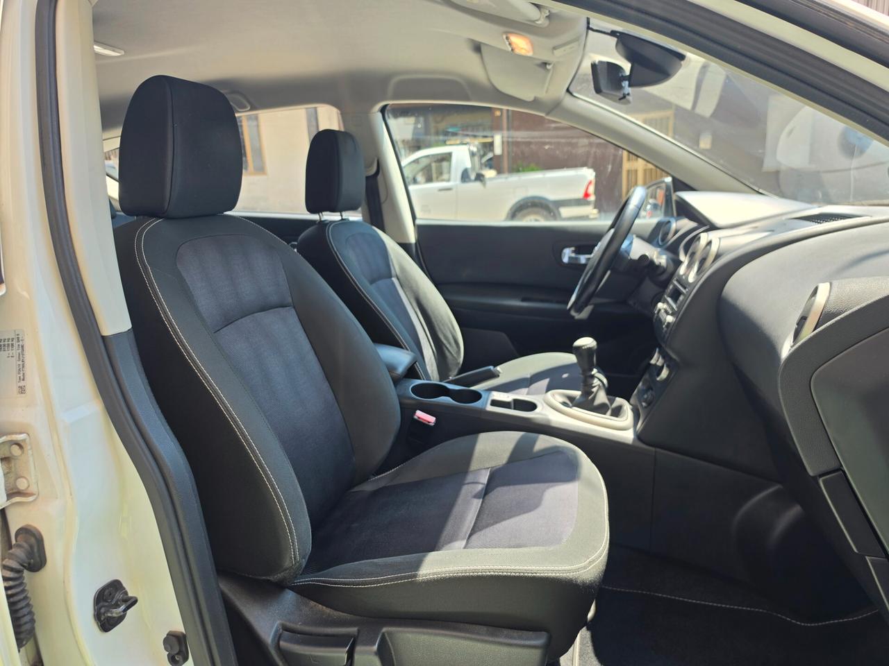 Nissan Qashqai 1.5 dCi DPF Tekna