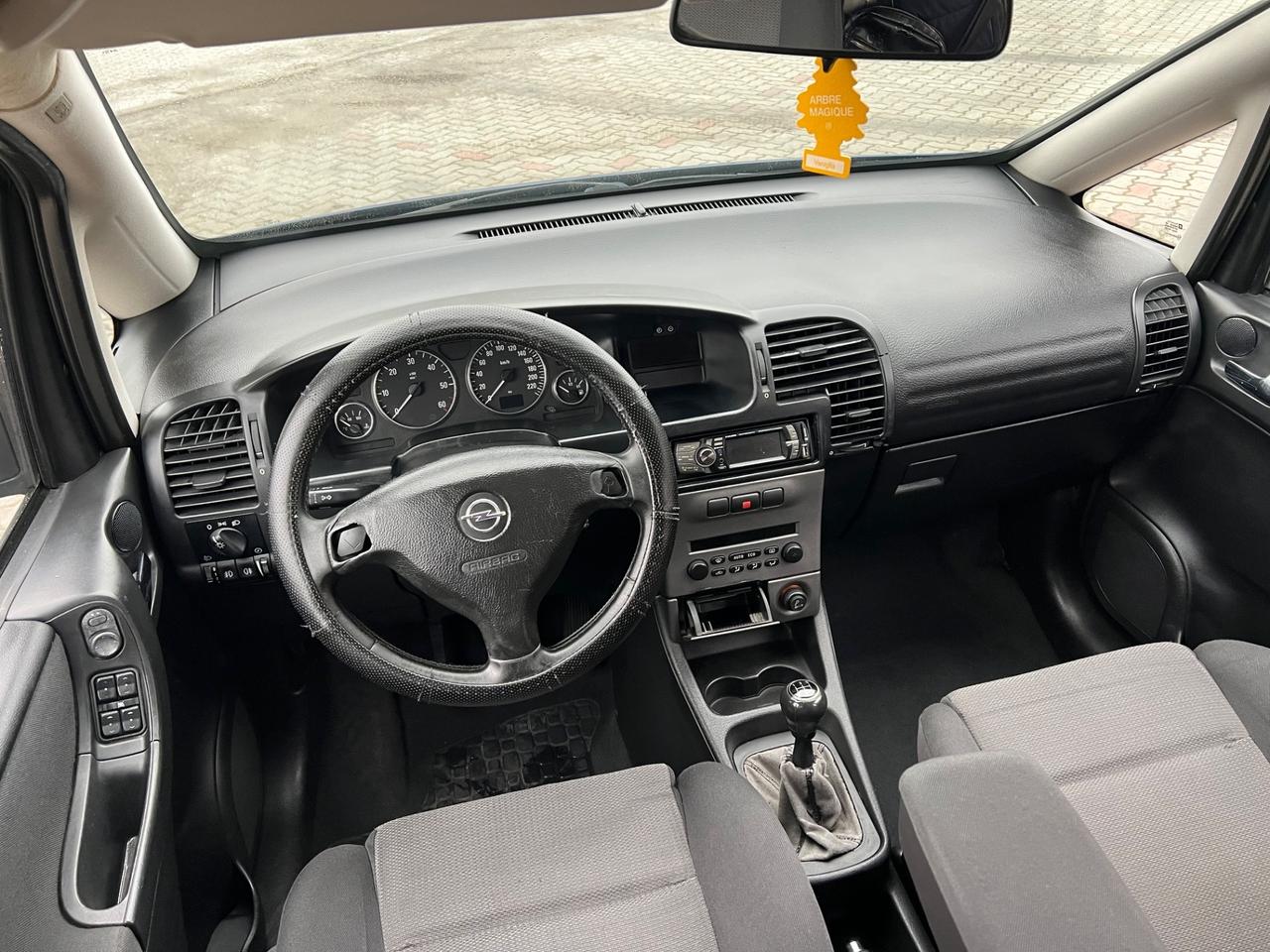 Opel Zafira 2.0 16V DTI cat Elegance