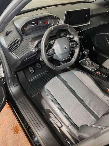 Peugeot 2008 1.2 130cv Allure + Navi + Camera