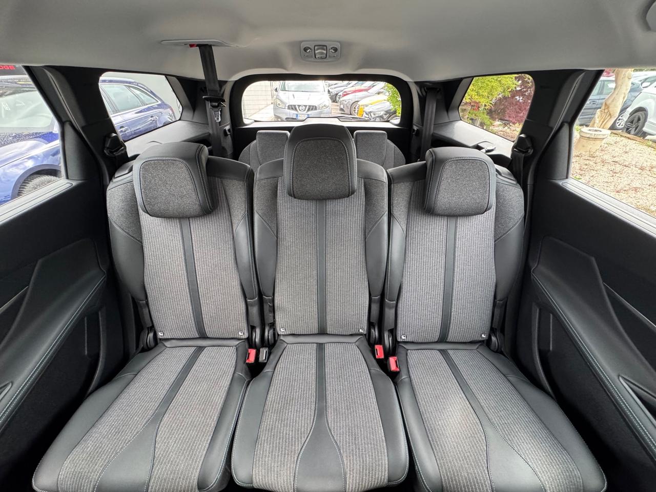 Peugeot 5008 BlueHDi 130 S&S EAT8 Allure Pack
