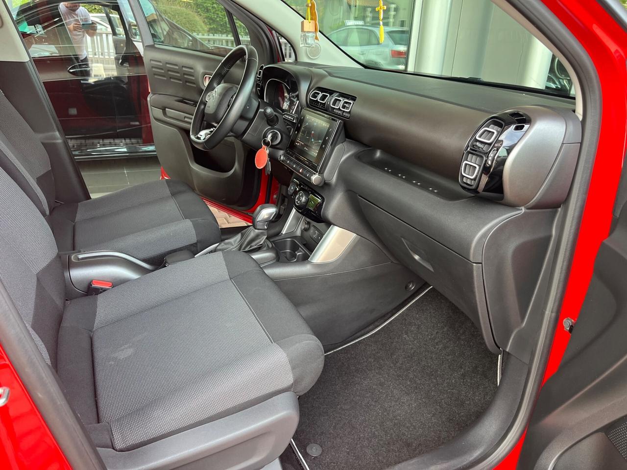 Citroen C3 Aircross C3 Aircross 1.5 bluehdi Shine 73.000 KM!!