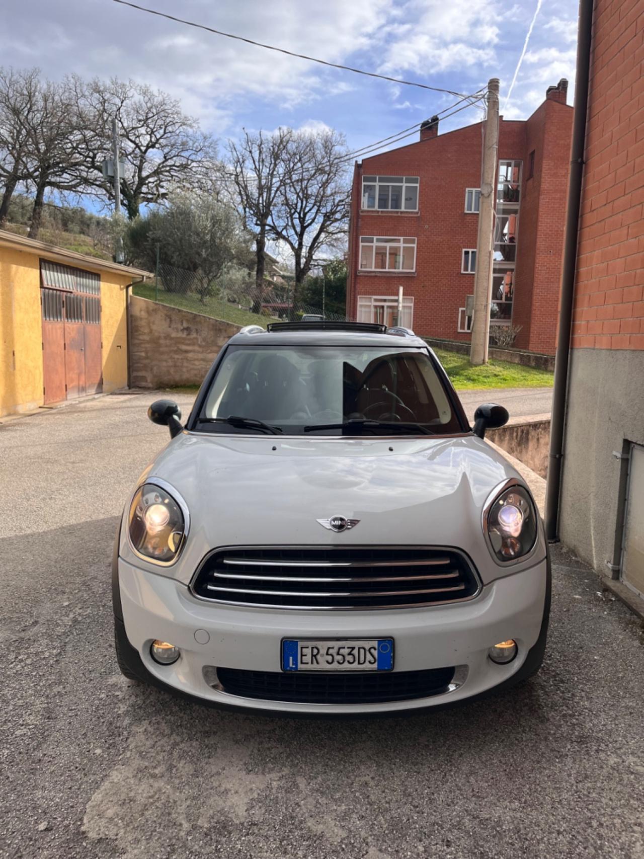 Mini countryman 1.6 diesel PERFETTA NEOPATENTATI