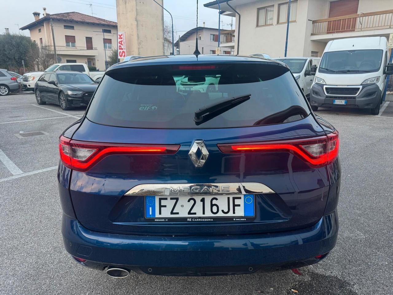 Renault Megane Sporter Blue dCi 115 CV EDC Intens