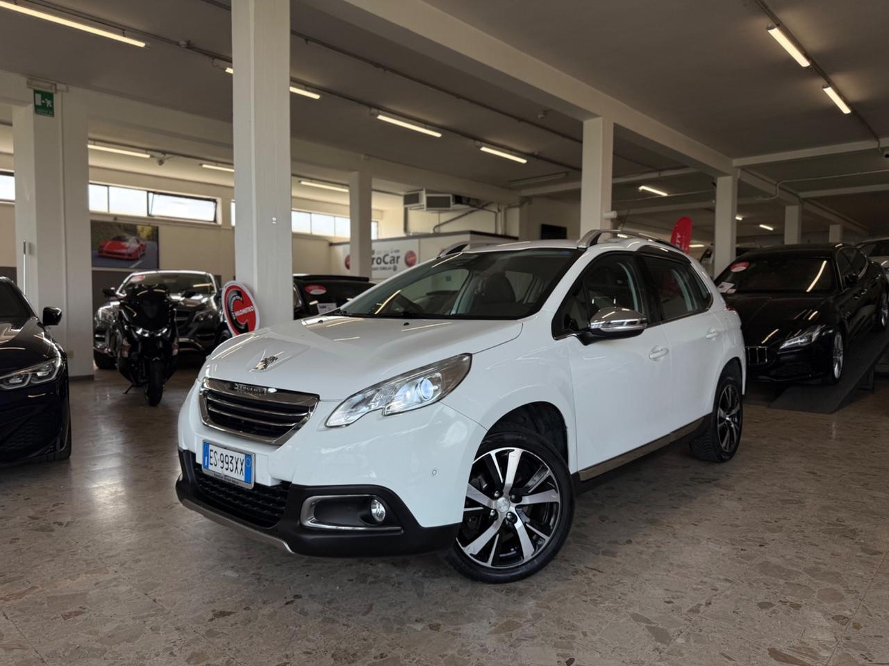 Peugeot 2008 1.6 e-HDi 115 CV Allure 11/2013 Euro 5B Neopatentati