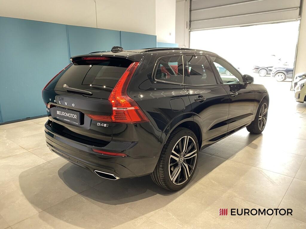 Volvo XC60 2.0 B4 R-Design AWD Geartronic