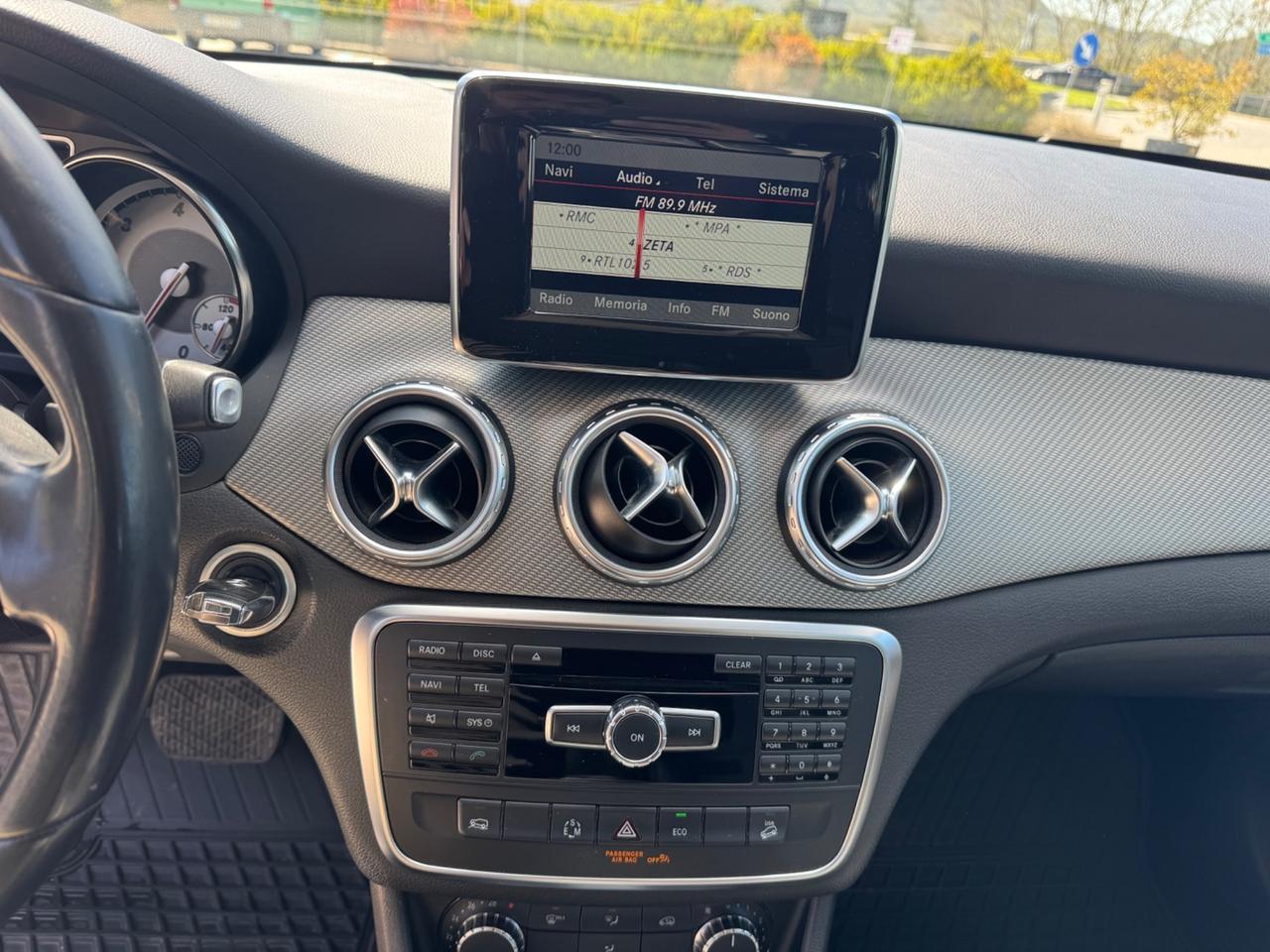 Mercedes-benz GLA 220 CDI Automatic 4Matic Sport