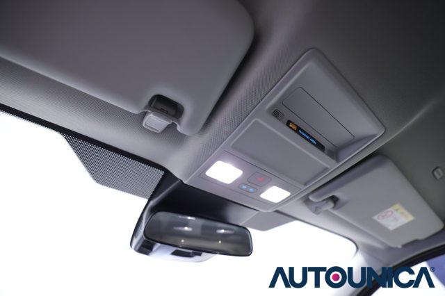 FORD Tourneo Custom 320 2.0 ECOBLUE 170CV AUTOMATICO PL TITANIUM