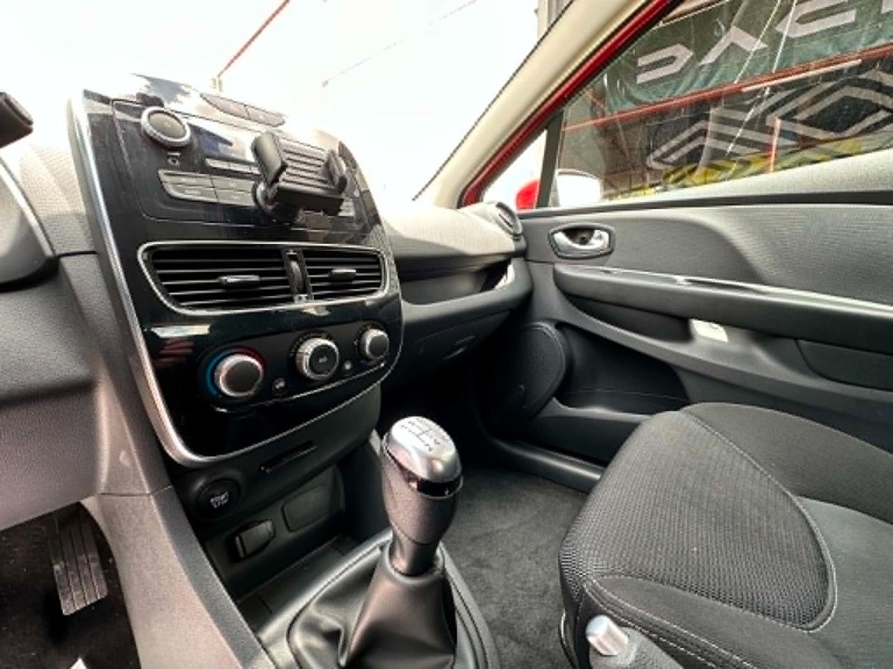 Renault Clio 1.2 75CV 5 porte Life