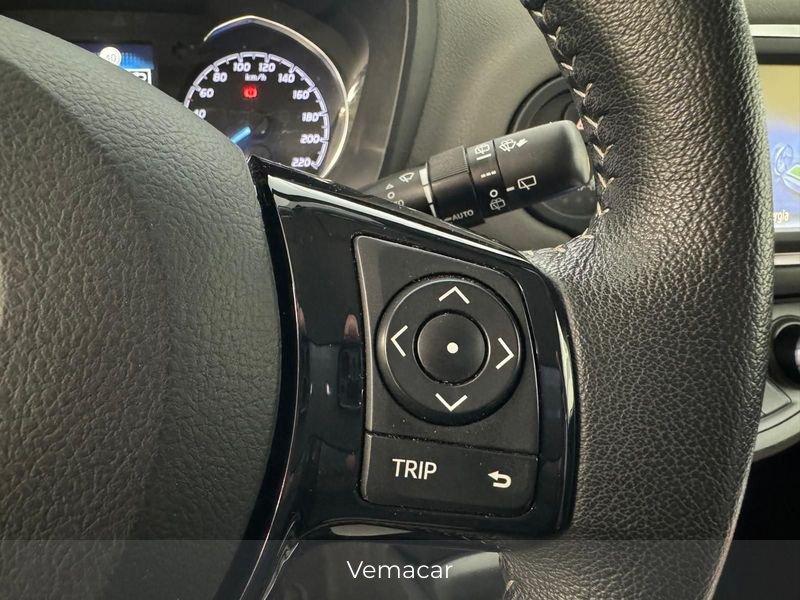 Toyota Yaris 1.5 Hyb. Business - RETROC - KM 49200! NEOPATENTATI !!