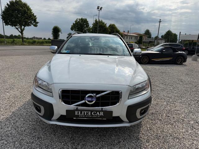 VOLVO XC70 D4 AWD Momentum
