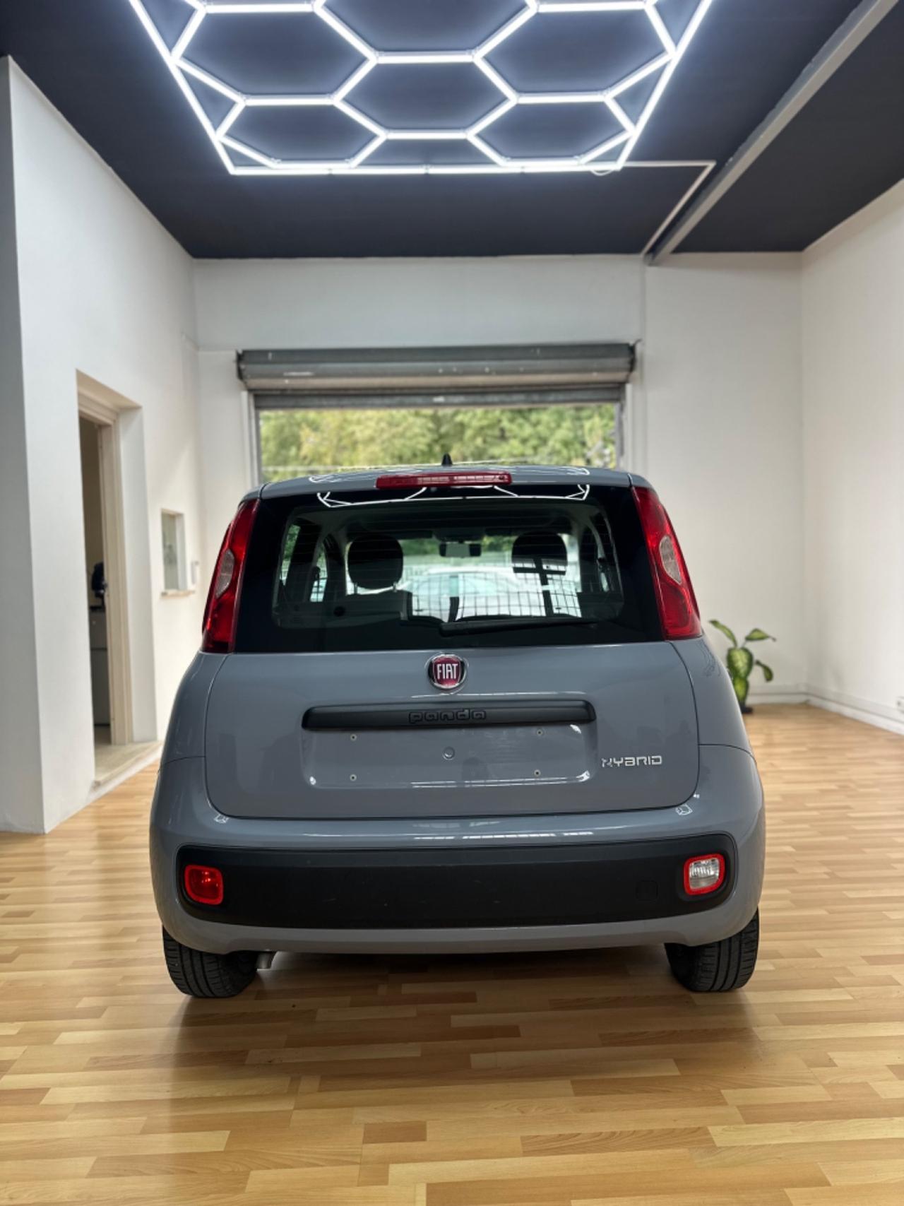 Fiat Panda 1.0 GSE S&S Hybrid Street Van 4 posti
