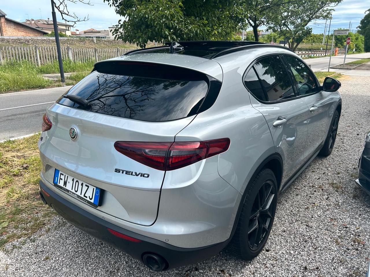 Alfa Romeo Stelvio 2.2 Turbodiesel 210 CV AT8 Q4 B-Tech