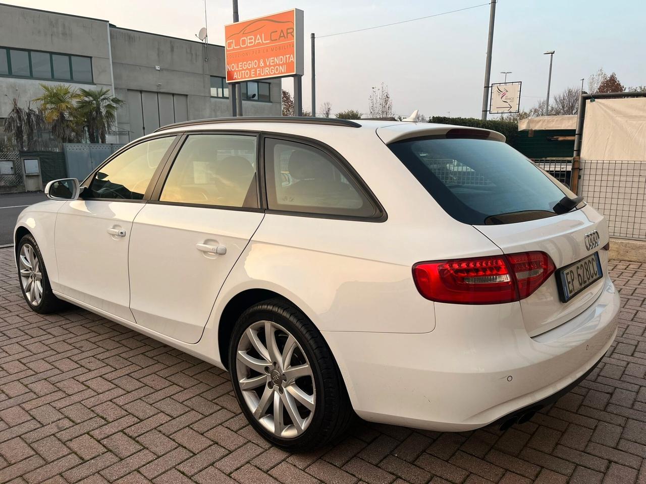 Audi A4 Avant 2.0 TDI 143CV F.AP. mult. Business Plus