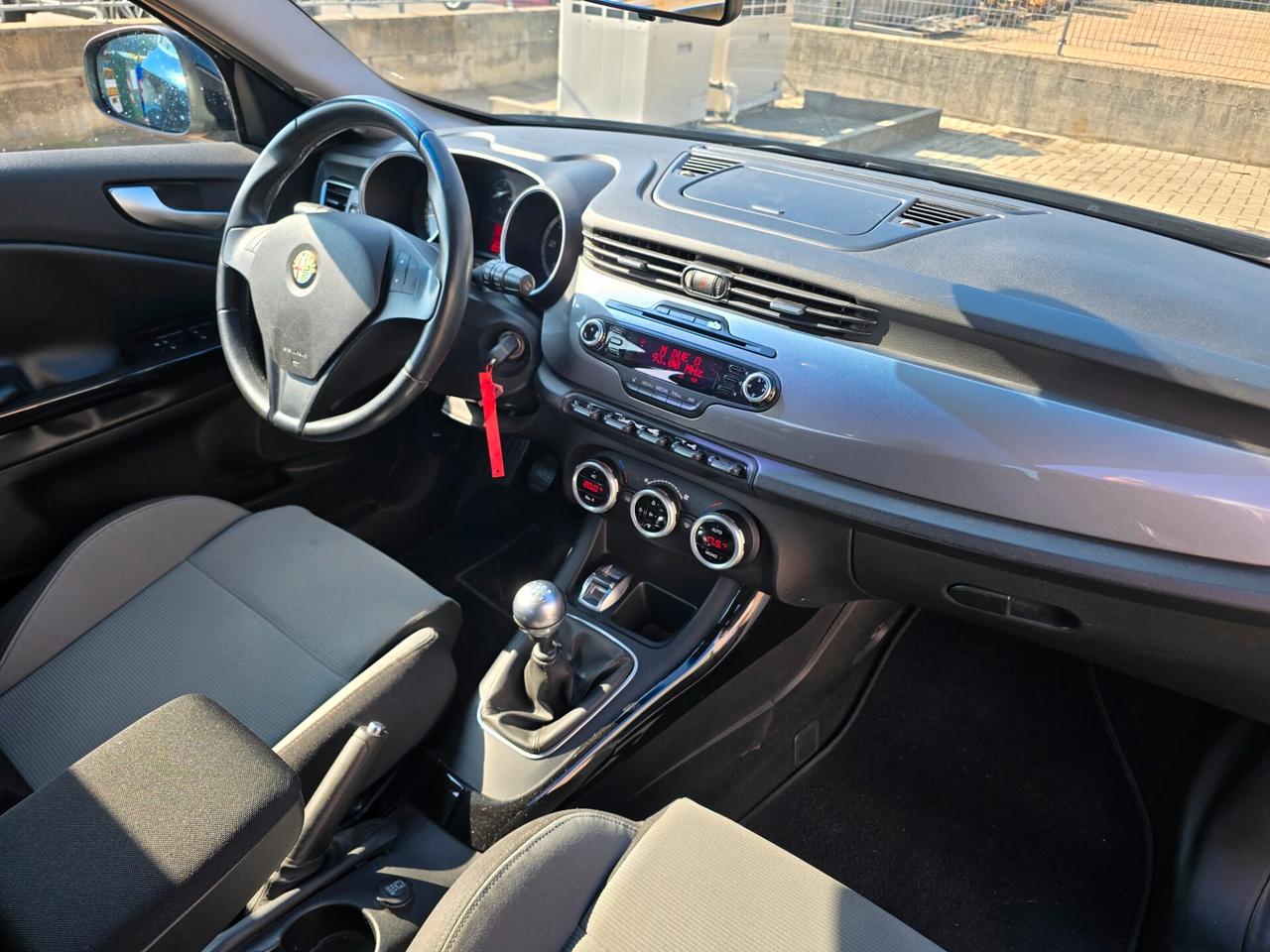 Alfa Romeo Giulietta 2.0 JTDm-2 140 CV Distinctive