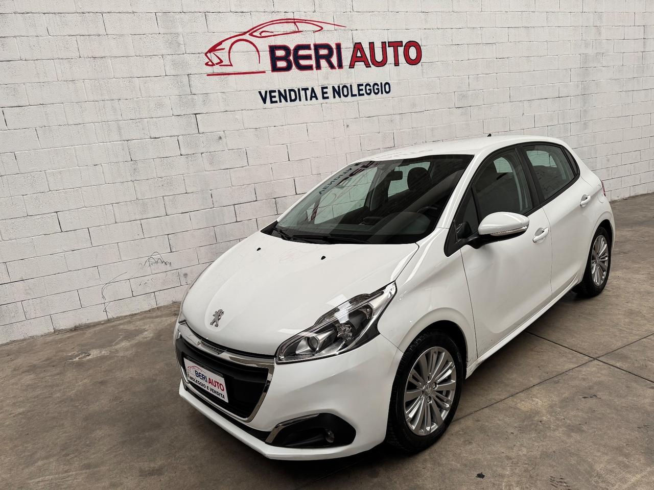 Peugeot 208 PureTech 82 5 porte Allure