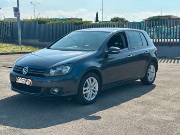 Volkswagen Golf 1.6 TDI DPF DSG 5p. Highline