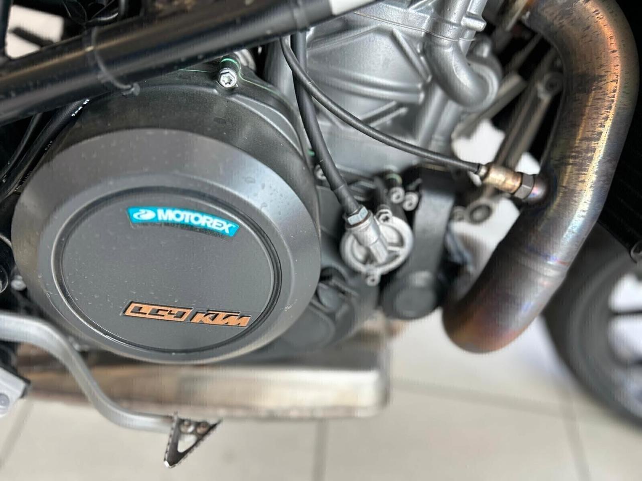 Ktm 690 Duke 73 cv ABS