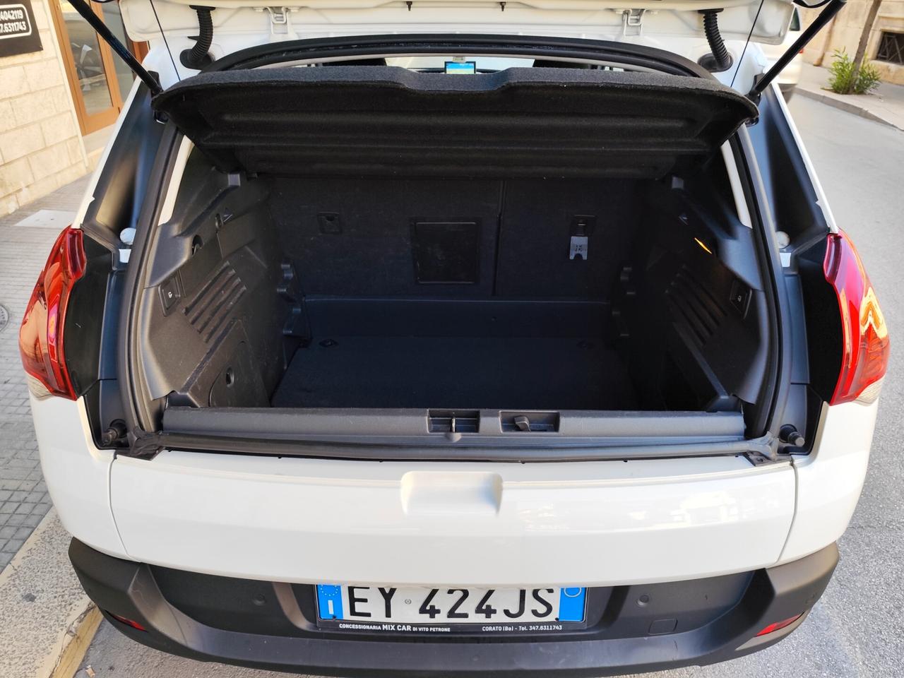 Peugeot 3008 1.6 HDi 115CV NAVI PERFETTA