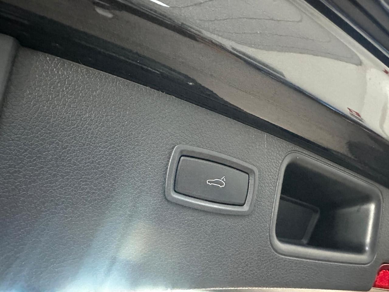 Porsche Macan 2.0 UNICOPROPRIETARIO