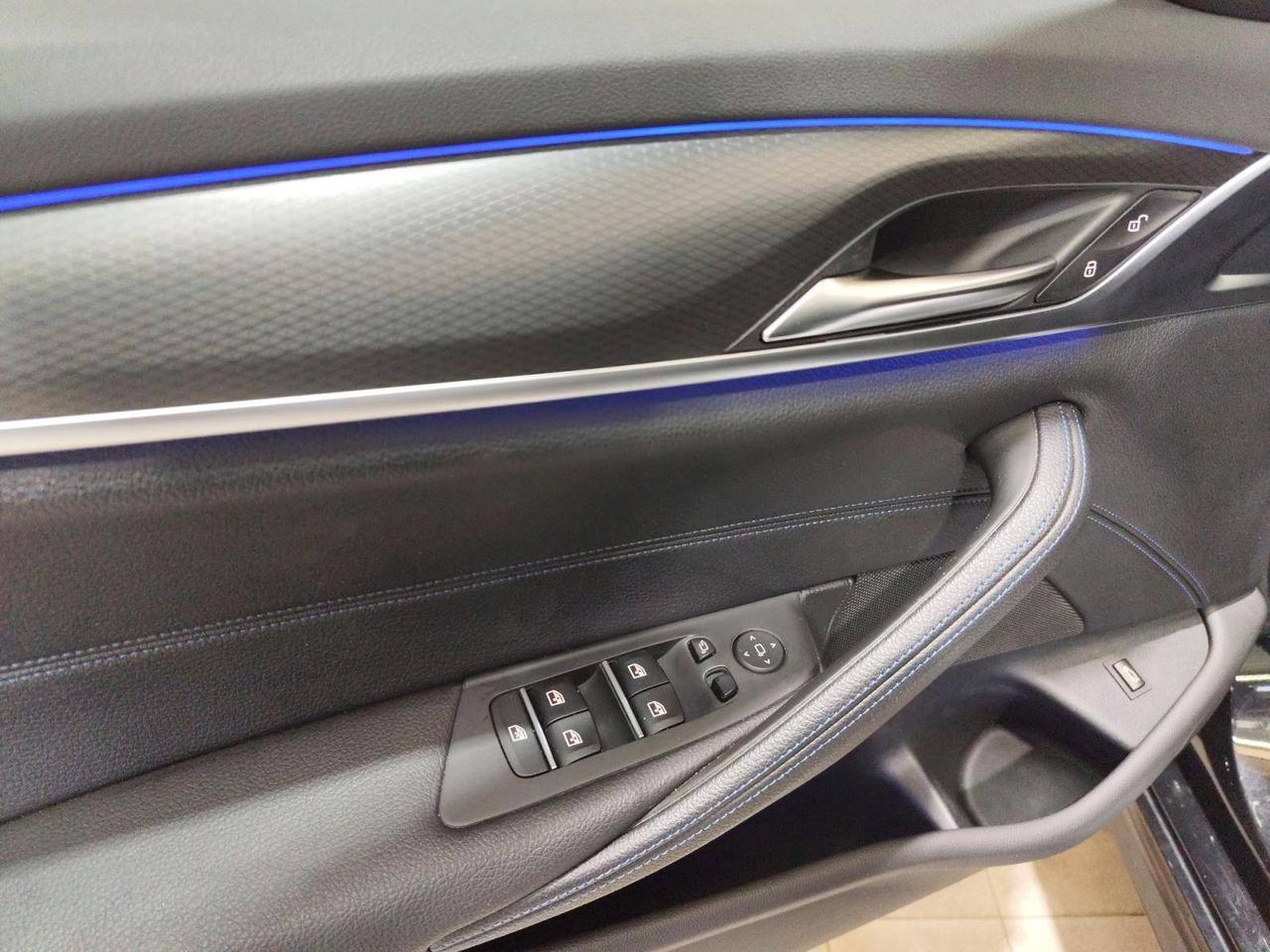 BMW Serie 5 520d Berlina 48V MSport