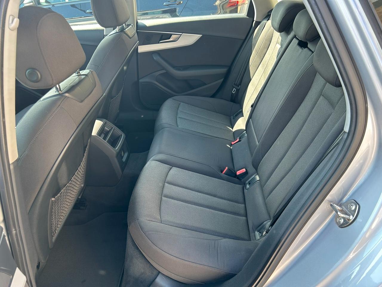 AUDI A4 AVANT 2.0 TDI 150CV S-TRONIC