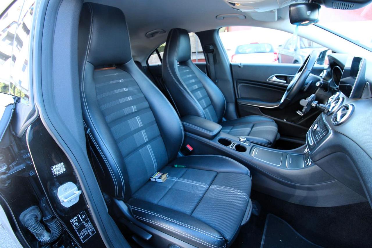 Mercedes-Benz CLA 220 d Automatic Premium