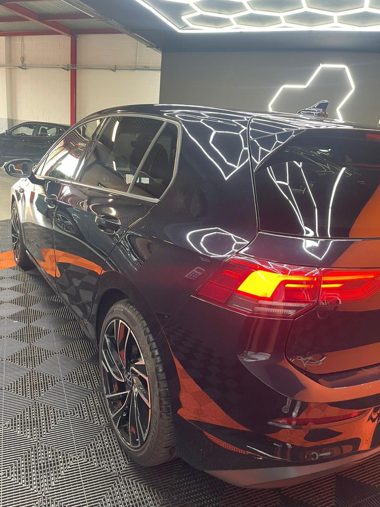 Volkswagen Golf 2.0 TDI DSG 5p. Business BlueMotion Technology