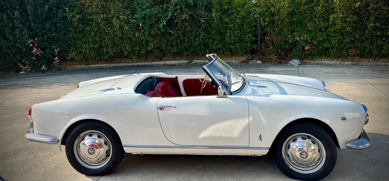 Alfa Romeo Giulietta Spider 1.3 LITRI BIALBERO - STILE PININ FARINA