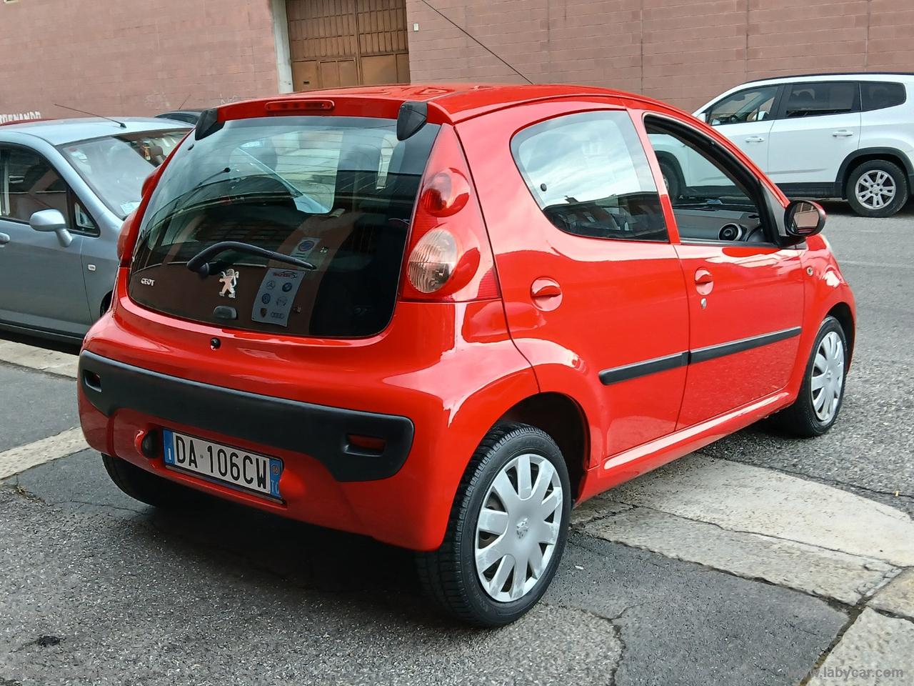 PEUGEOT 107 1.0 68 CV 5p. Plaisir 2Tronic