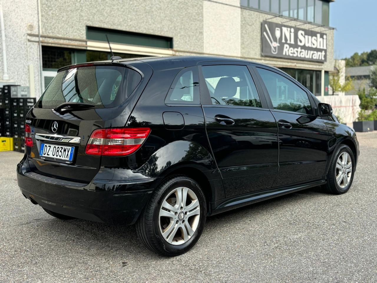 Mercedes-benz B 180 BlueEFFICIENCY