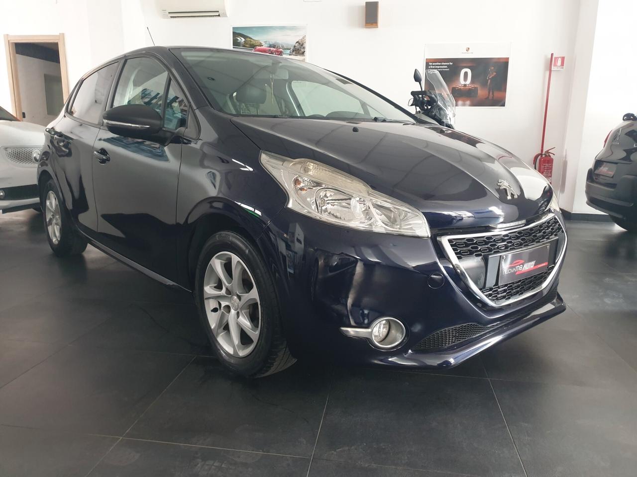 Peugeot 208 1.4 HDi 68 CV 5 porte Allure